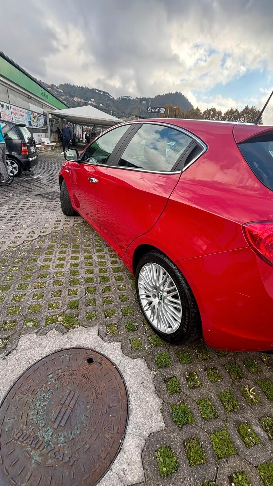 Alfa Romeo Giulietta 1.6 JTDm-2 120 CV Exclusive