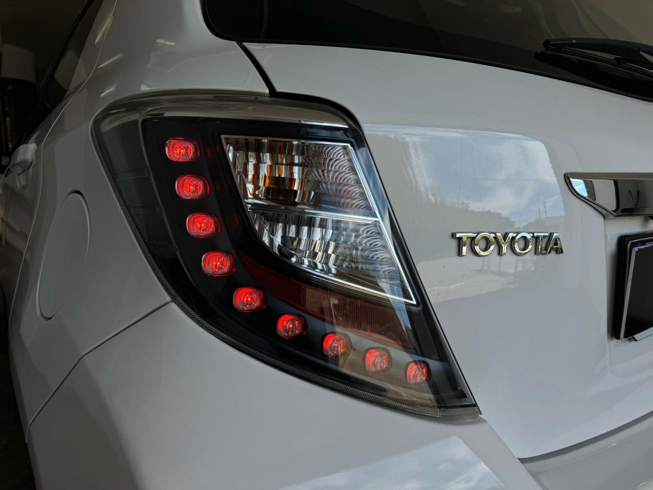 Toyota Yaris 1.0 5 porte Lounge