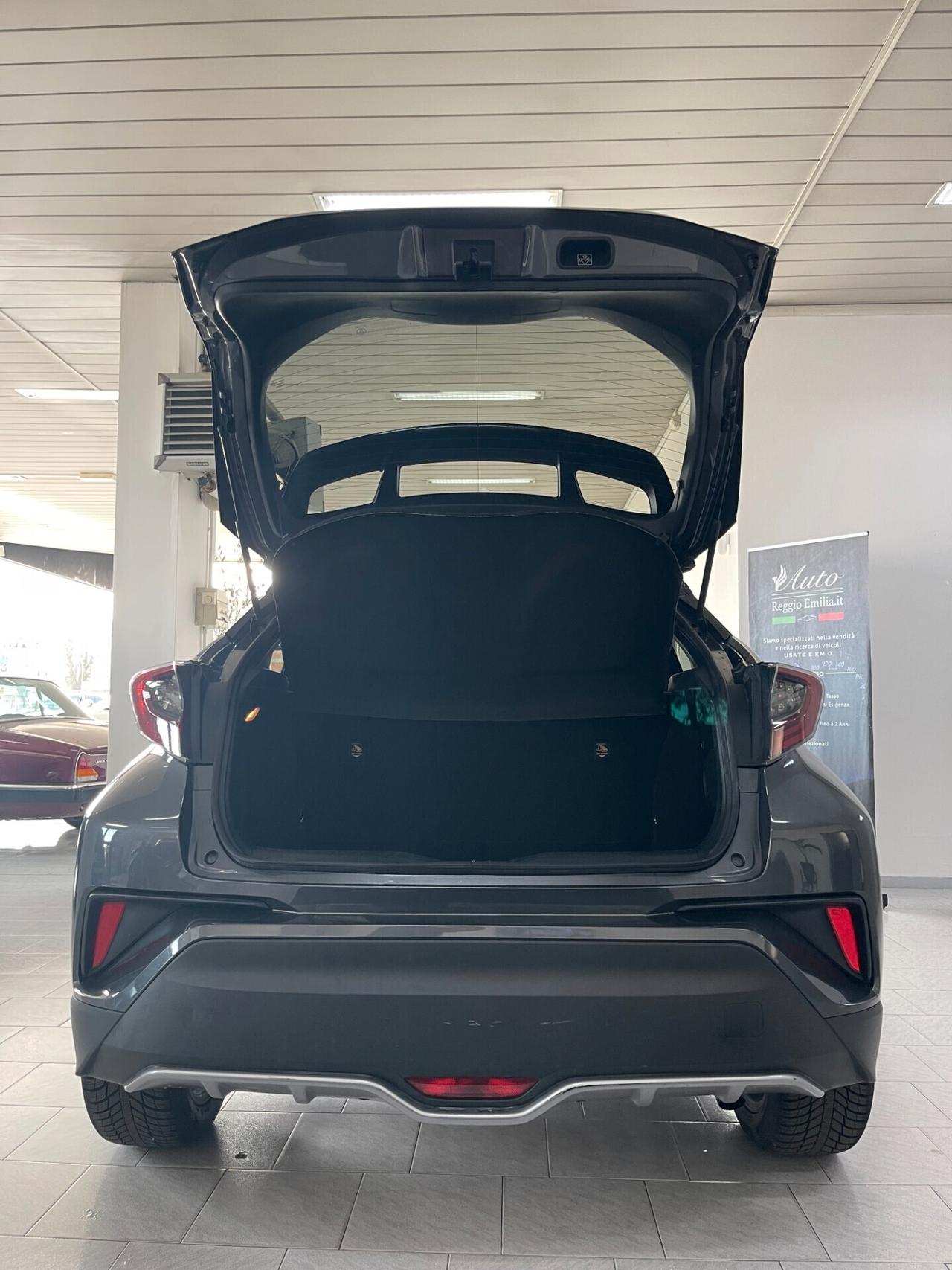 Toyota C-HR 1.8 Hybrid E-CVT Style