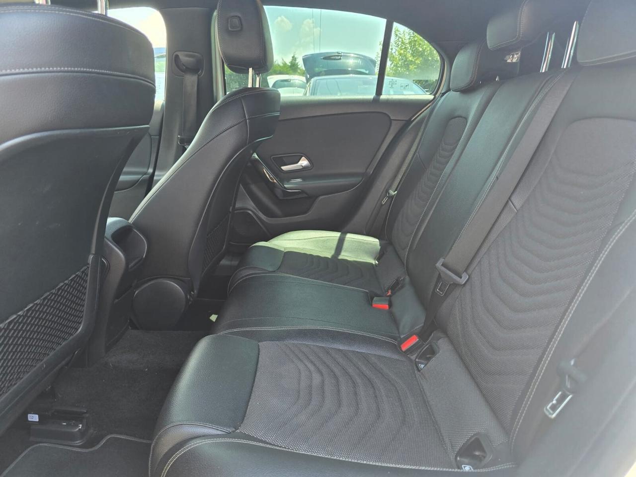 MERCEDES A180CDI 115CV SPORT PACK LUCI