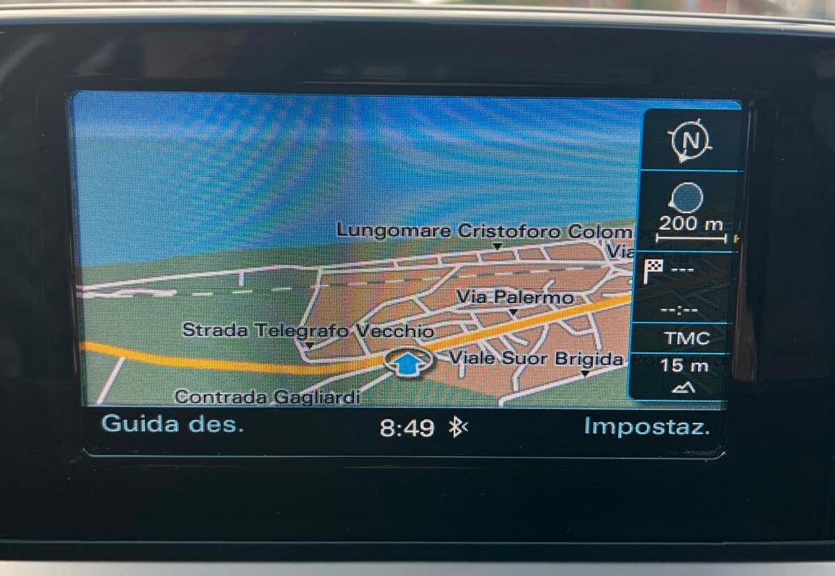 Audi Q3 2.0 TDI 120 CV S tronic line Edition