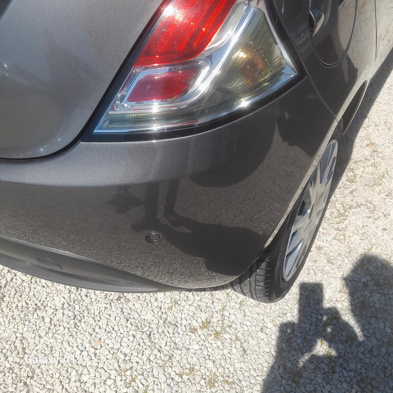 Lancia Ypsilon 1.2 69 CV 5 porte Gold