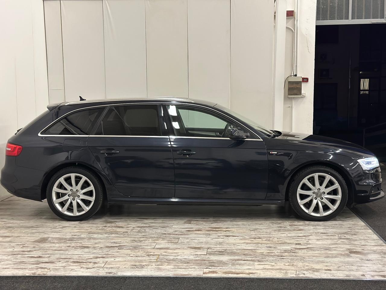 Audi A4 Avant 2.0 TDI 177 CV quattro S - Line
