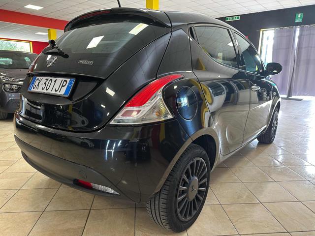LANCIA Ypsilon 1.0 5 porte S&S Hybrid