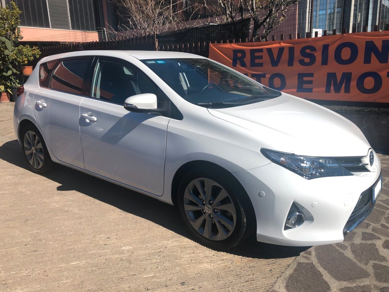 Toyota Auris 1.8 Hybrid Active Plus