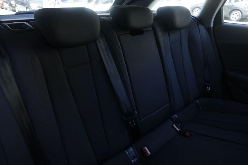 Audi A4 Audi A4 Avant 2.0 TDI 122 CV S tronic Business Sport Unicoproprietario