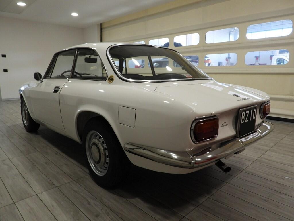 Alfa Romeo Spider GT 1750 VELOCE TIPO 105.44