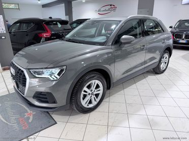 AUDI Q3 35 TDI quattro S tronic Business