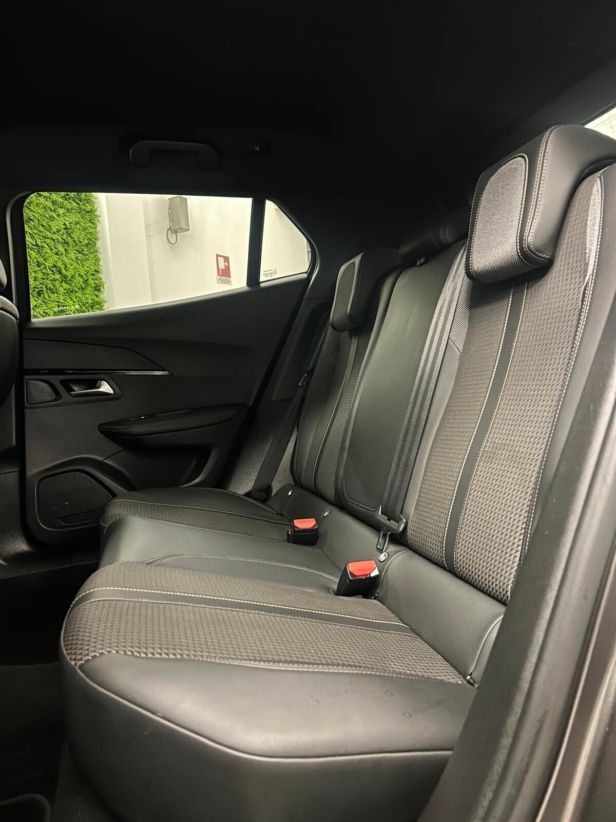 Peugeot 2008 PureTech 130 S&S GT Pack