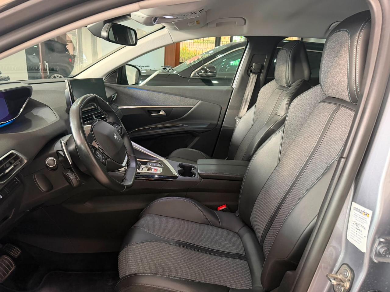 Peugeot 3008 BlueHDi 130 S&S EAT8 Allure Pack