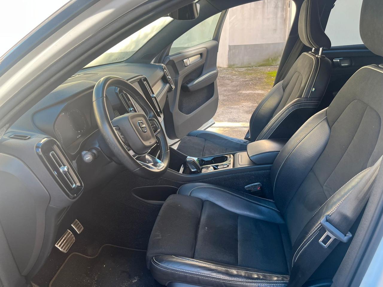 Volvo XC40 D3 AWD Geartronic R-design