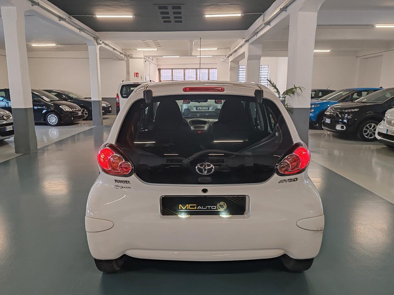 Toyota Aygo 1.0 12V VVT-i 5 porte Active