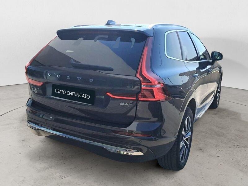 Volvo XC60 B4 197+14 CV AWD Automatica Mild Hybrid Diesel Plus Bright