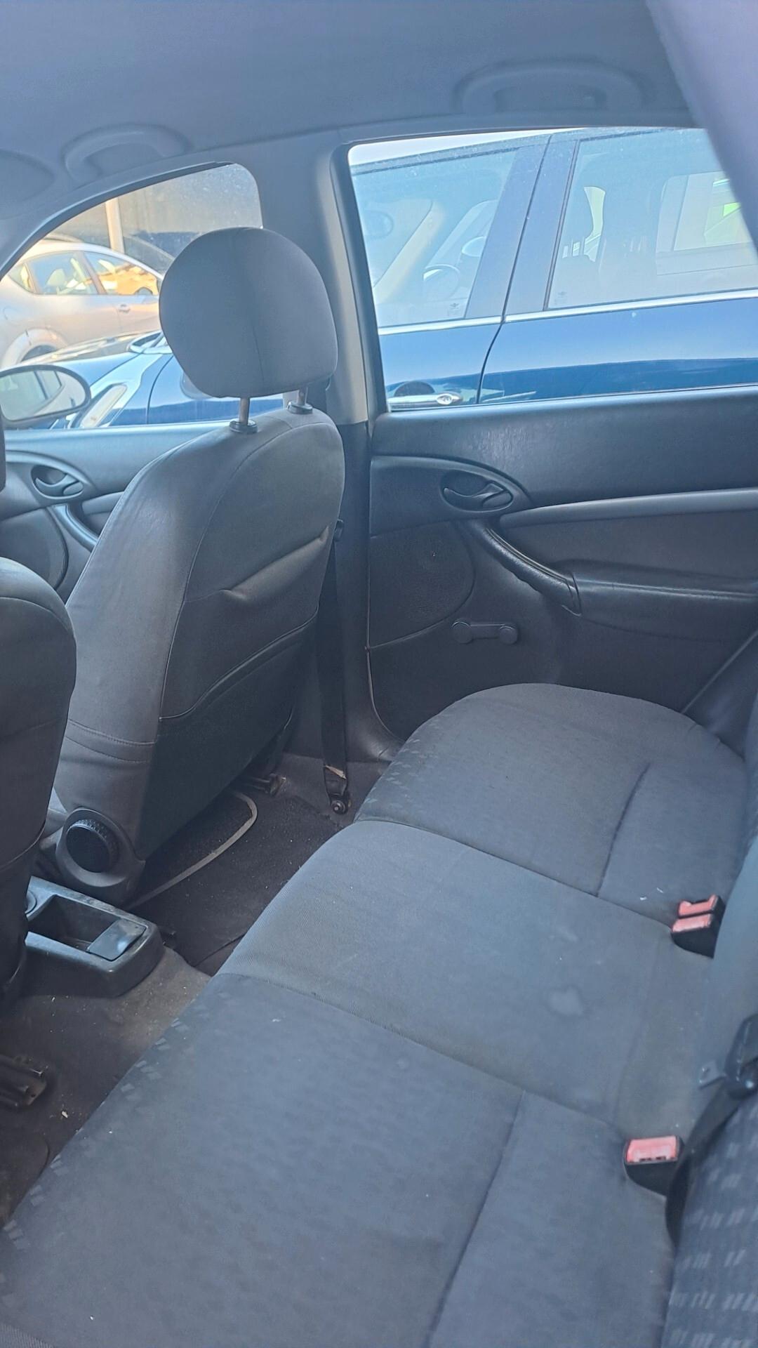 FORD FOCUS 1.8 TDDi CAT 5p Ghia