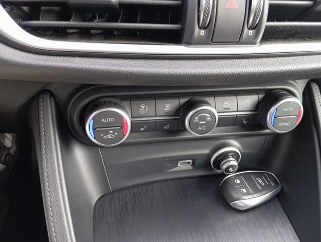 ALFA ROMEO Stelvio *PROMO* 2.2 Turbodiesel 160 CV AT8 Rosso Edizione