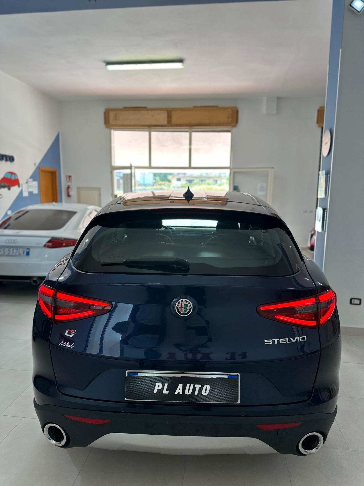 Alfa Romeo Stelvio 2.2 Turbodiesel 190 CV AT8 Q4 Ti
