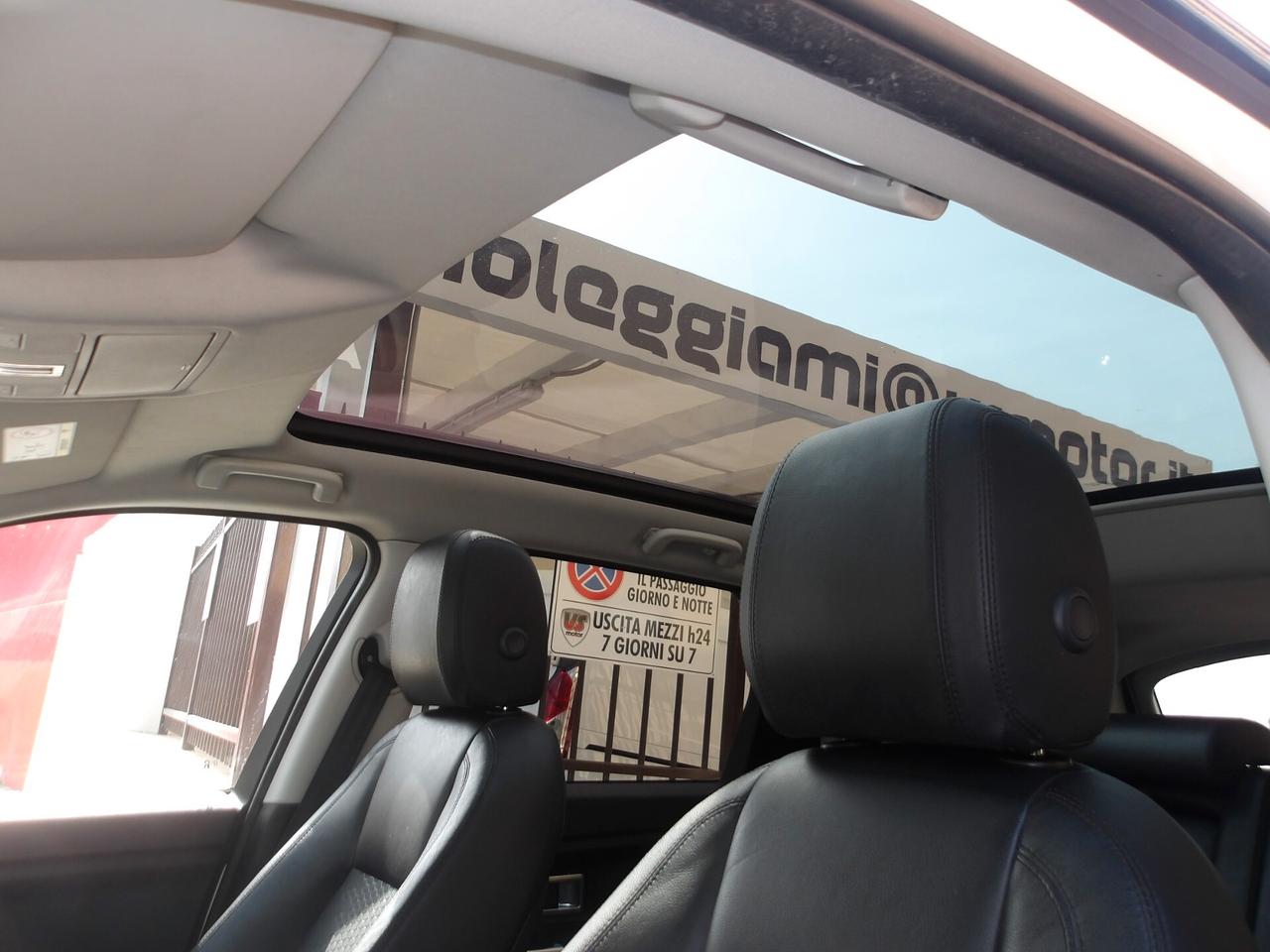 LAND ROVER 2.0 TDI-AUTO-NAVI-TETTO PANORAMICO