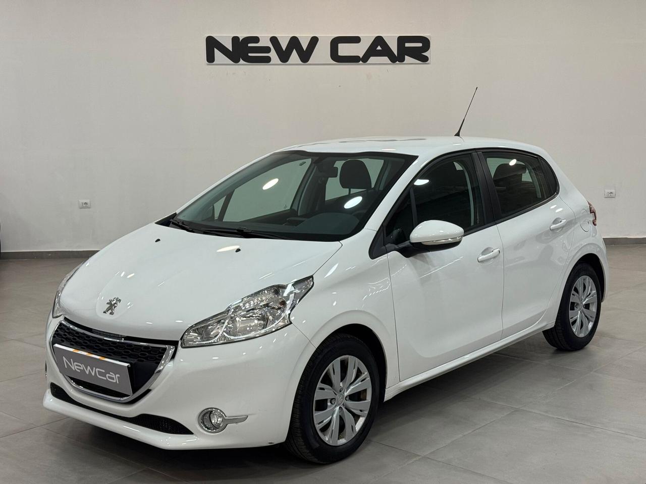 Peugeot 208 gpl porte Allure
