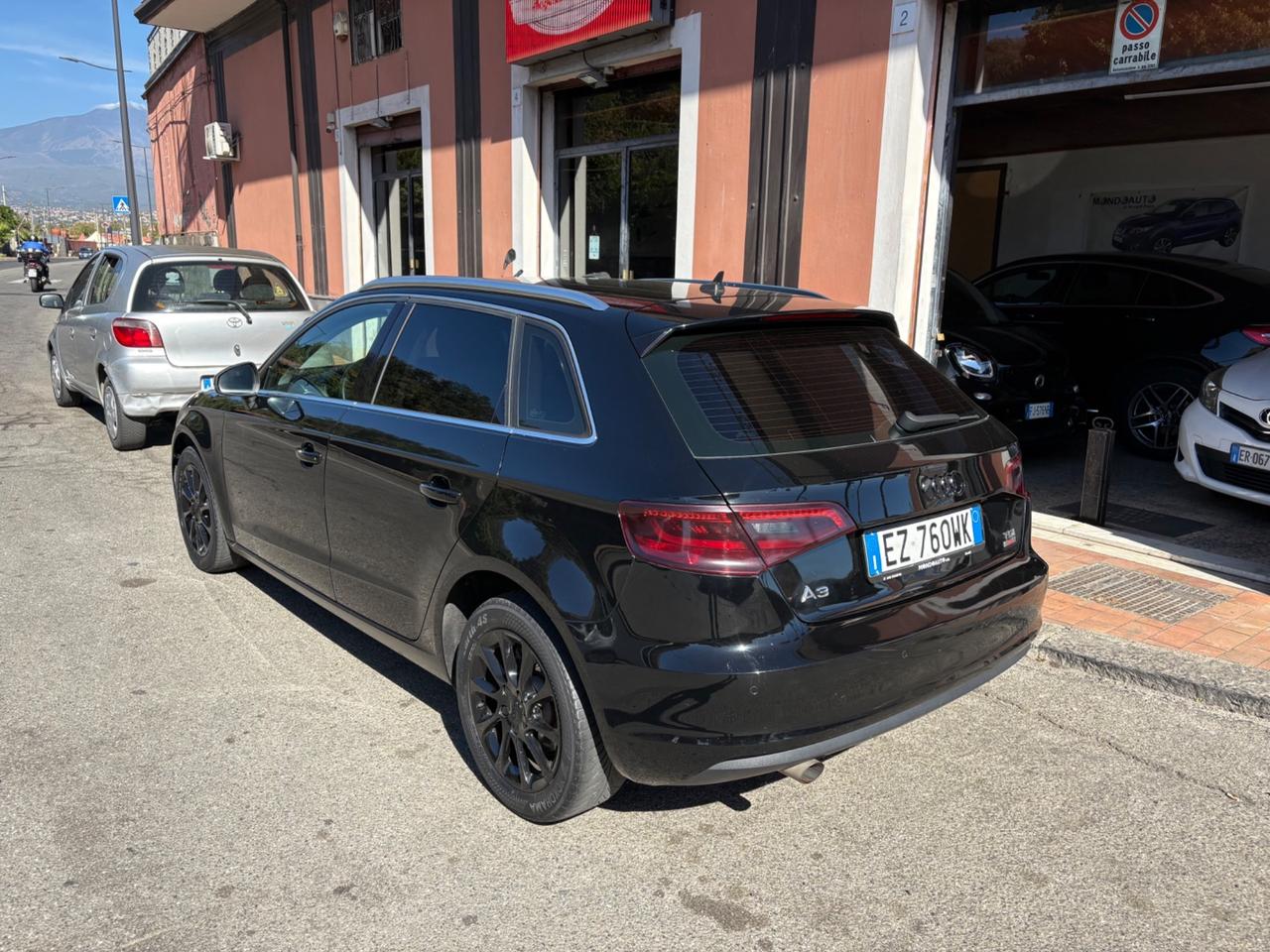 Audi A3 1.6 TDI clean diesel Ambition 110cv 2015