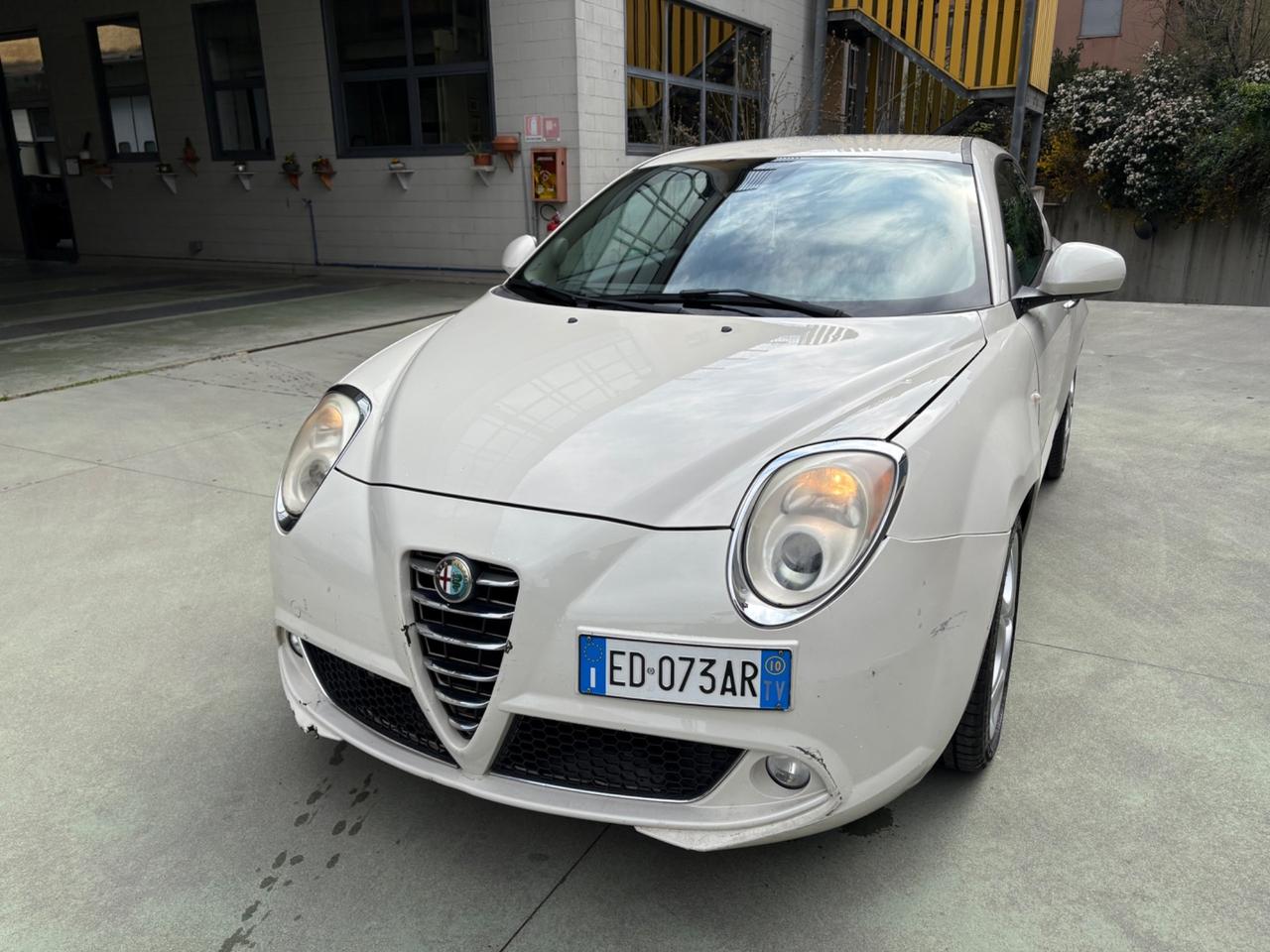 Alfa Romeo MiTo 1.4 78 CV Distinctive Sport Pack