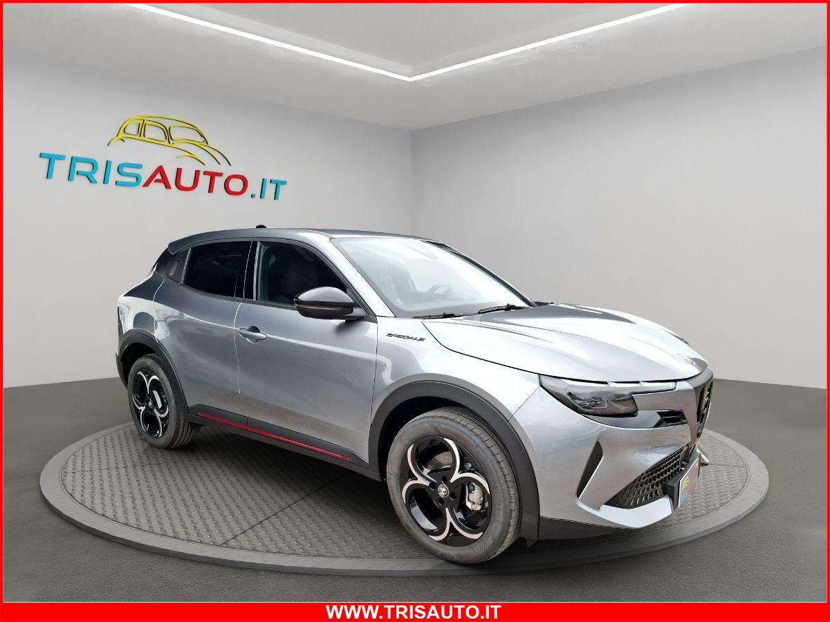 ALFA ROMEO Junior 1.2T Hybrid eDCT6 145cv Speciale NEOPATENTATI IVATA