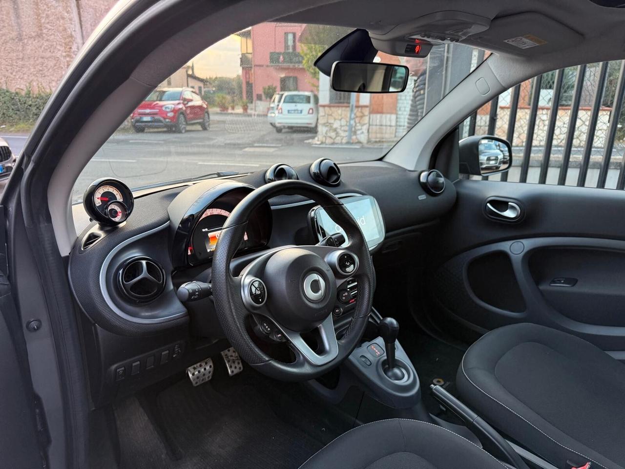 Smart ForTwo 70 1.0 Euro6C - AUTOMATICA - Tutto incluso - Finanziabile