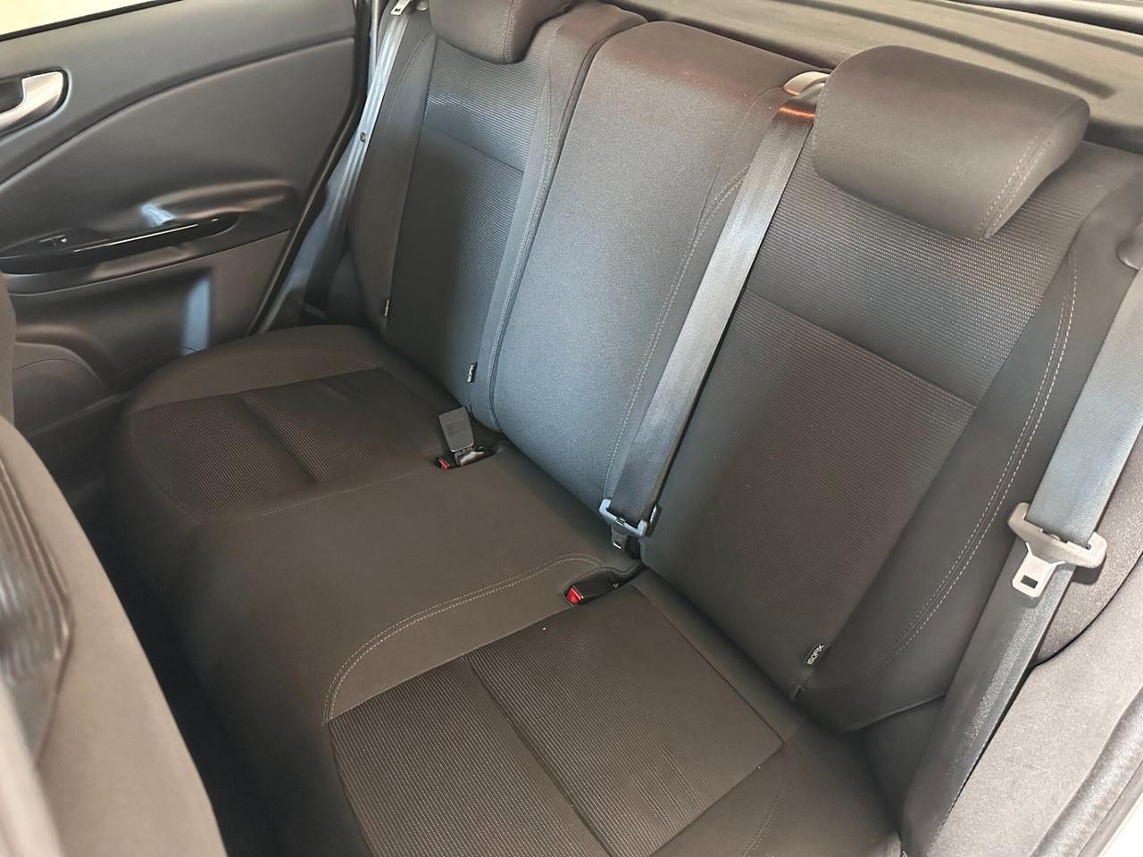 Alfa Romeo Giulietta 2.0 JTDm-2 140 CV Distinctive