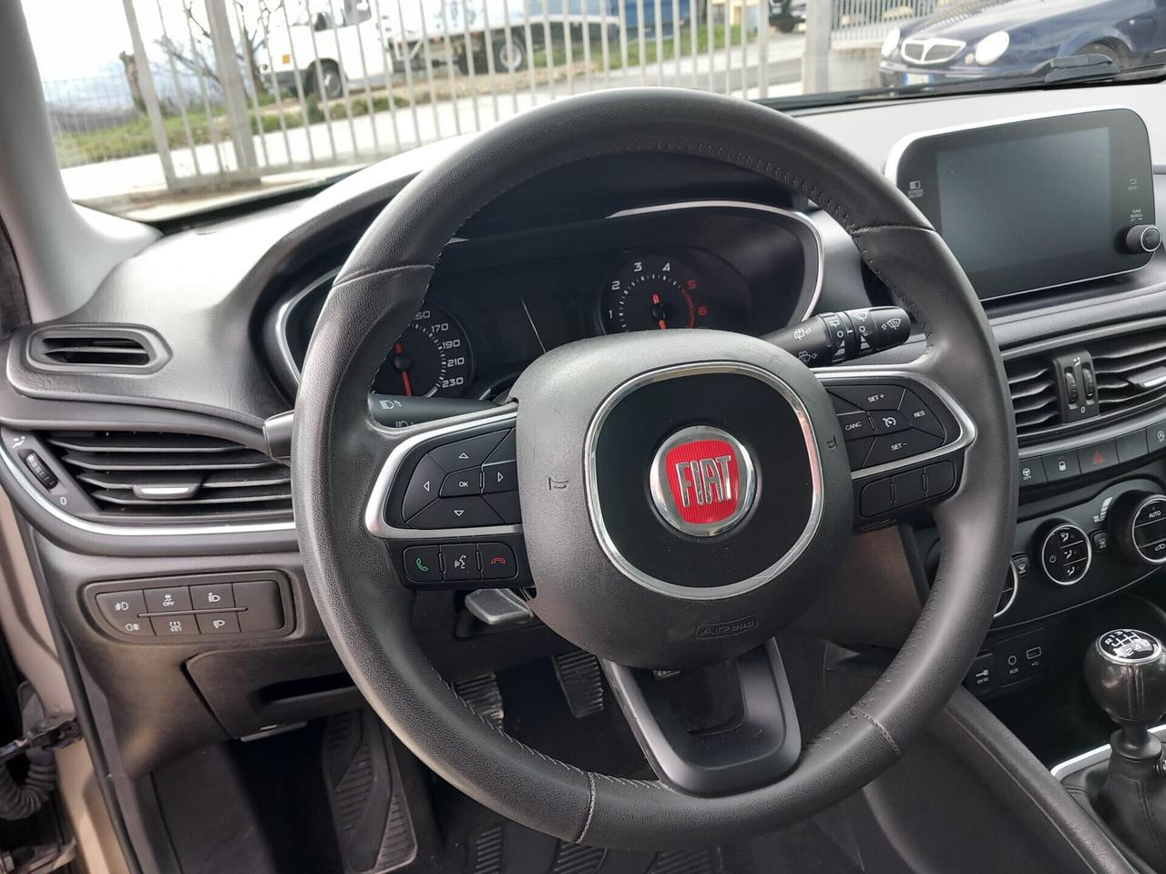 Fiat Tipo 1.6 Mjt S&S 5 porte Lounge