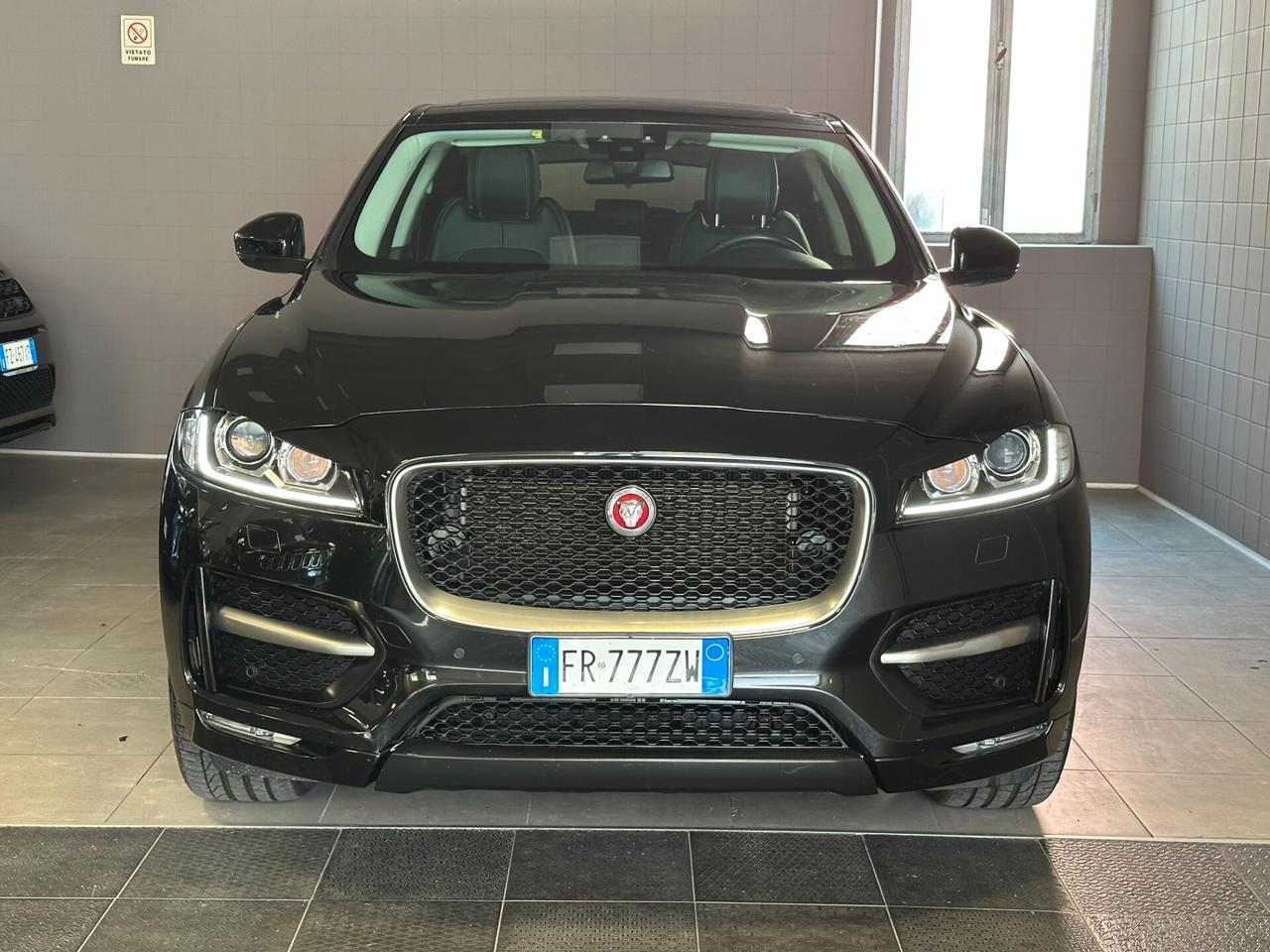 Jaguar F-Pace 2.0d R-Sport Awd 180cv autom
