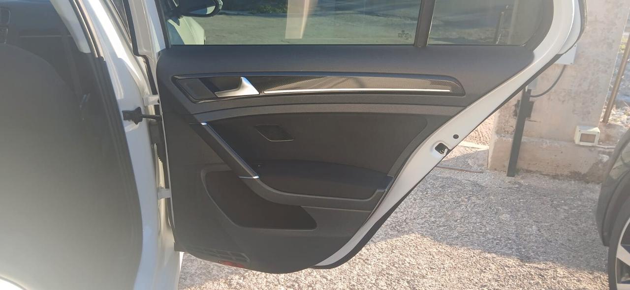 Volkswagen Golf 7° 2.0 TDI 5p. Highline BMT - 2012