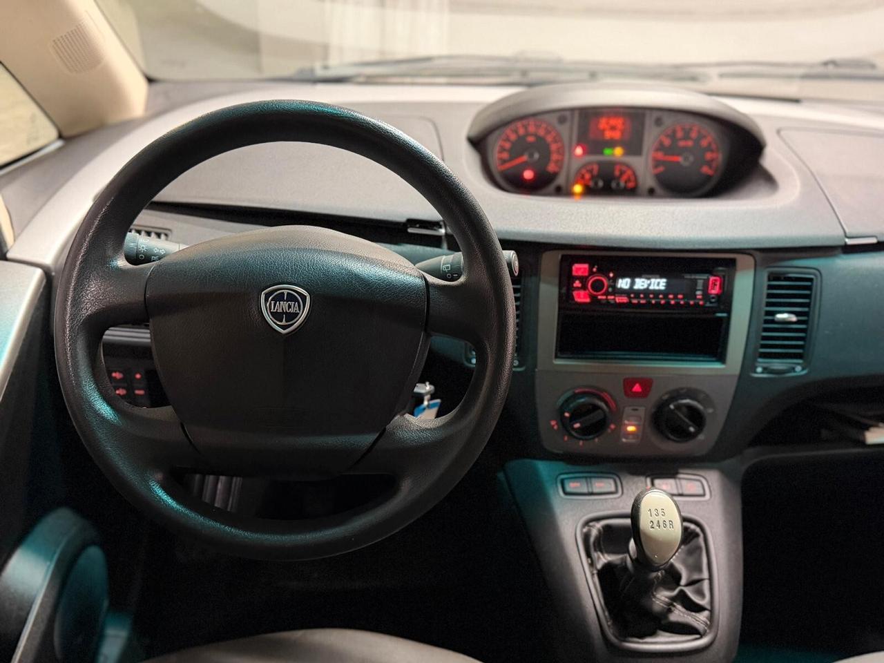 Lancia MUSA 1.4 16V 5th Avenue