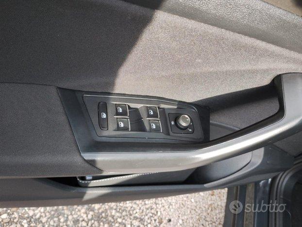 Volkswagen T-Roc 2.0 TDI SCR 150 CV DSG Business BlueMotion Technology