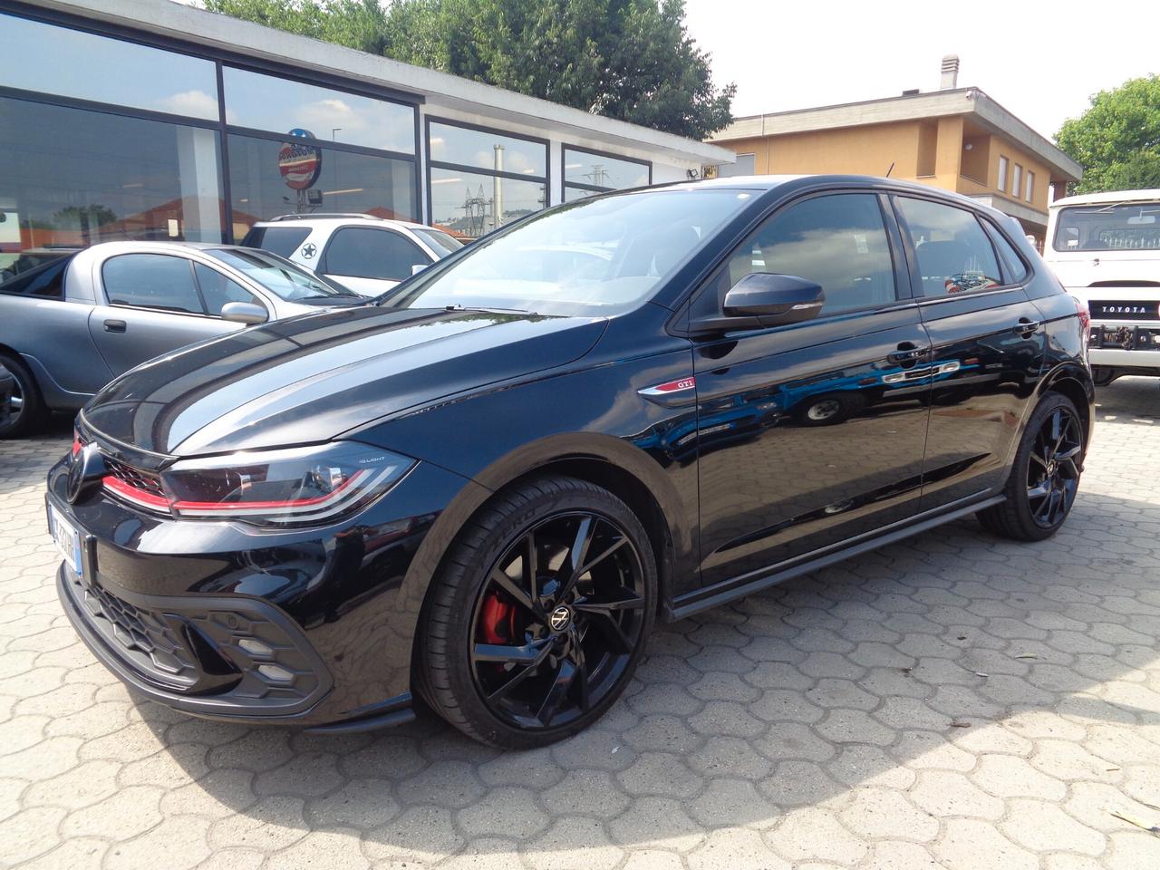 Volkswagen Polo 2.0 TSI DSG GTI