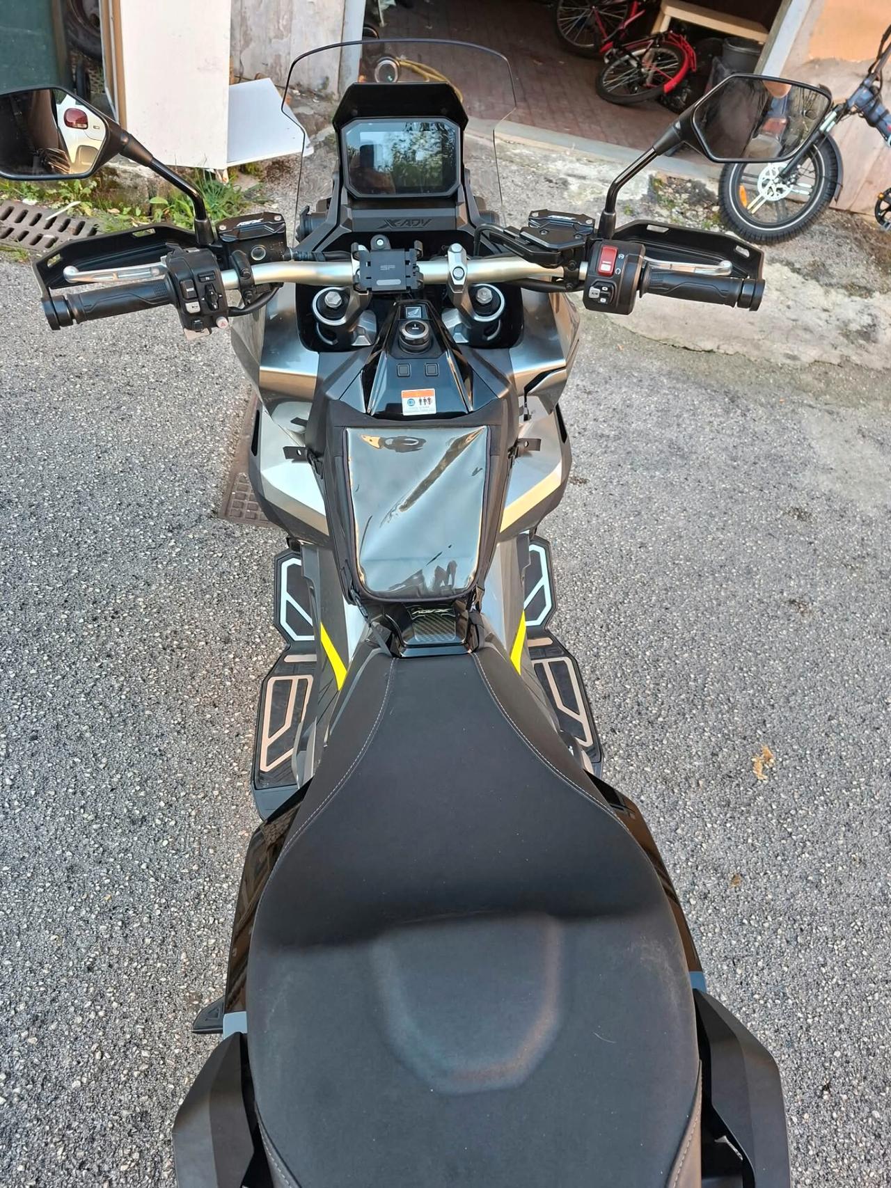Honda X-ADV 750