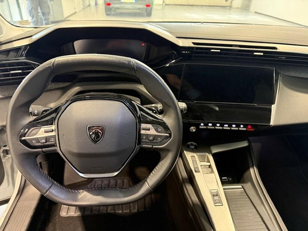 Peugeot 408 1.2 PureTech Allure Pack EAT8