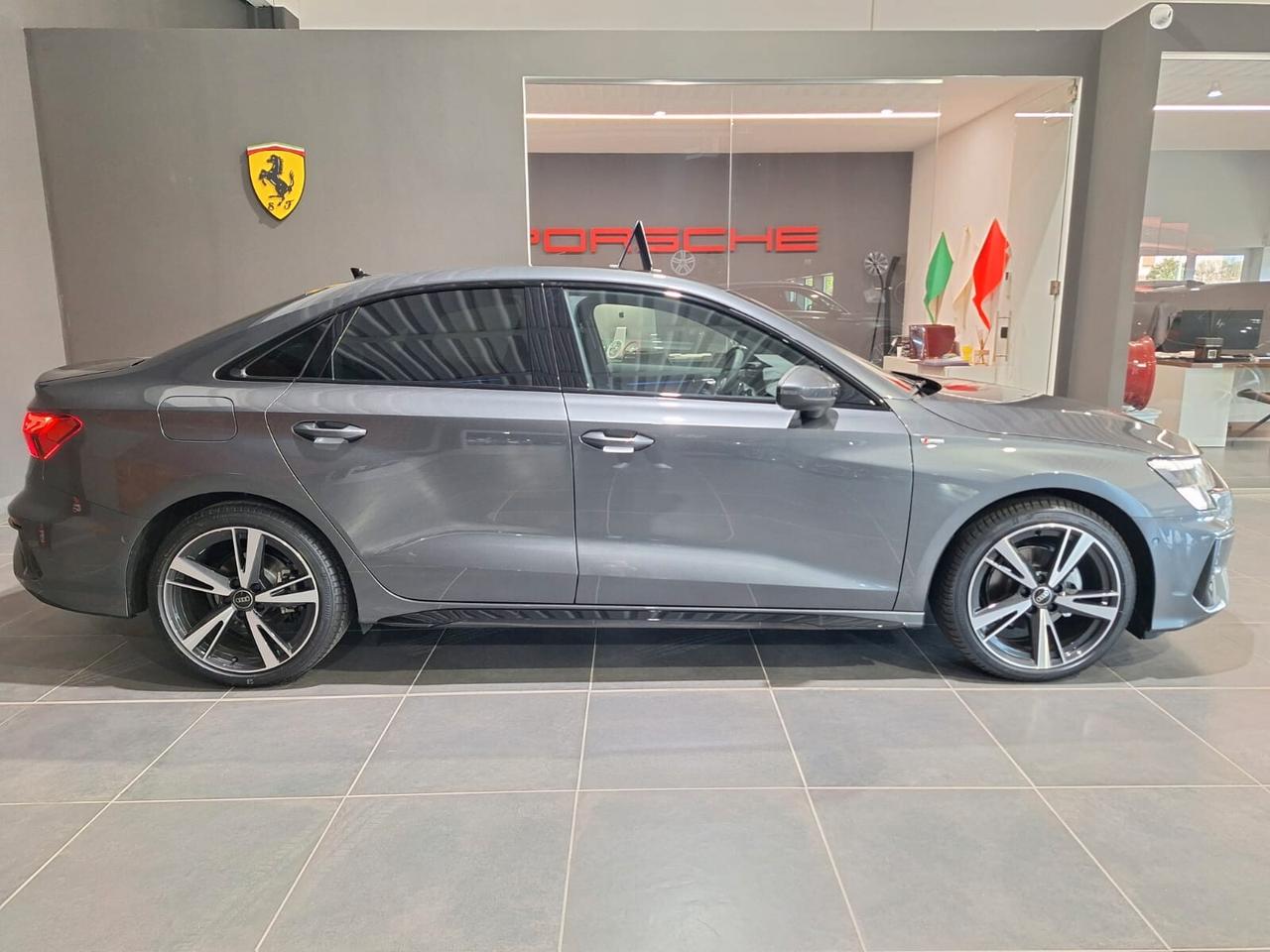 Audi A3 Sedan 35 TDI S tronic line edition