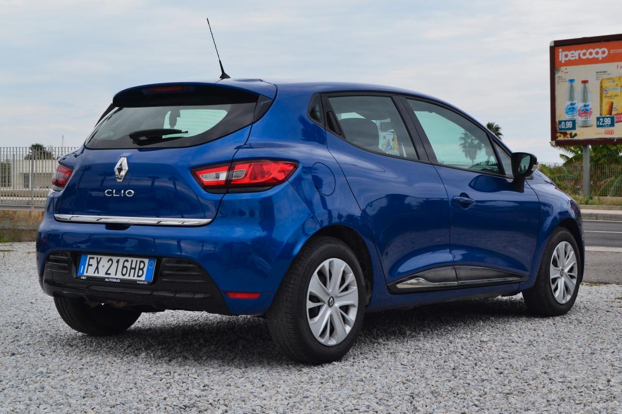 Renault Clio TCe 12V 90 CV 5 porte Moschino Life