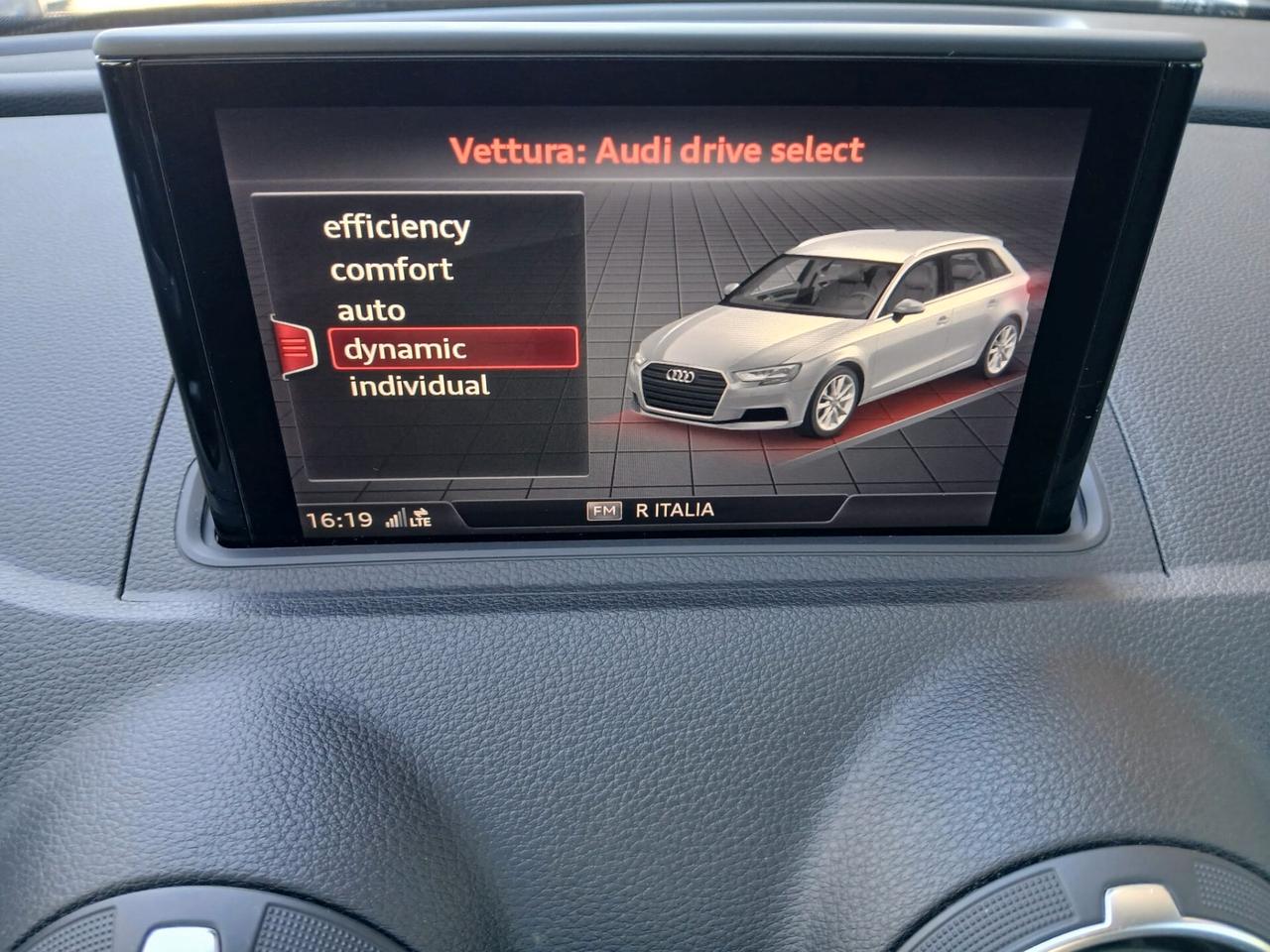 Audi A3 SPB 35 TDI S tronic Business