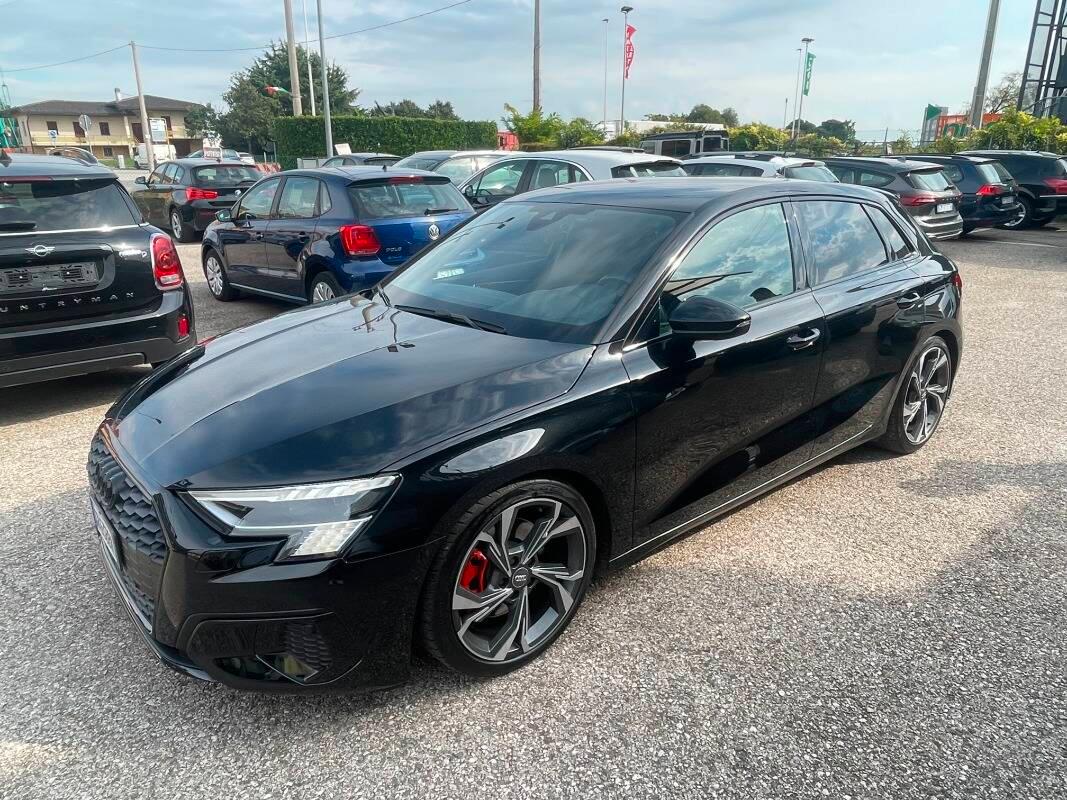 Audi A3 Sportback 35 1.5 tfsi mhev s-tronic MATRIX 18''