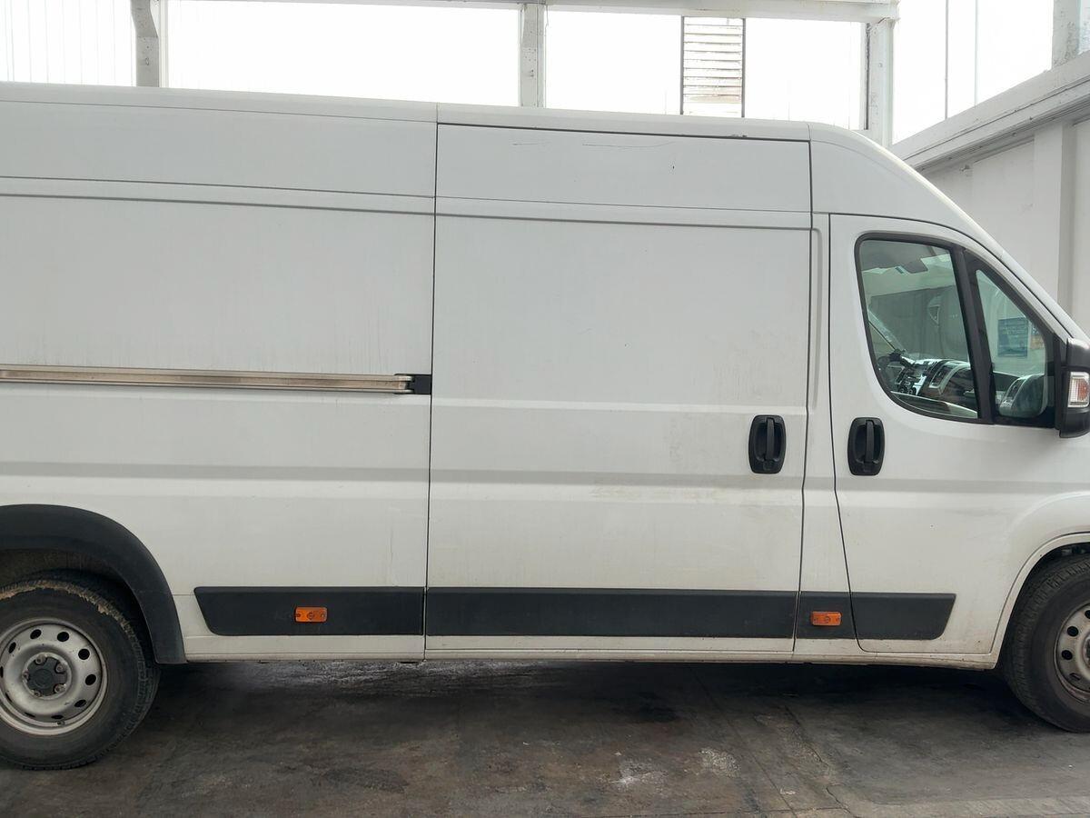 Fiat Ducato 2.3 Multijet L5H2 RS: 4035 mm