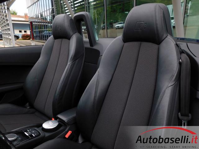 AUDI TT Roadster 1.8 TFSI S line