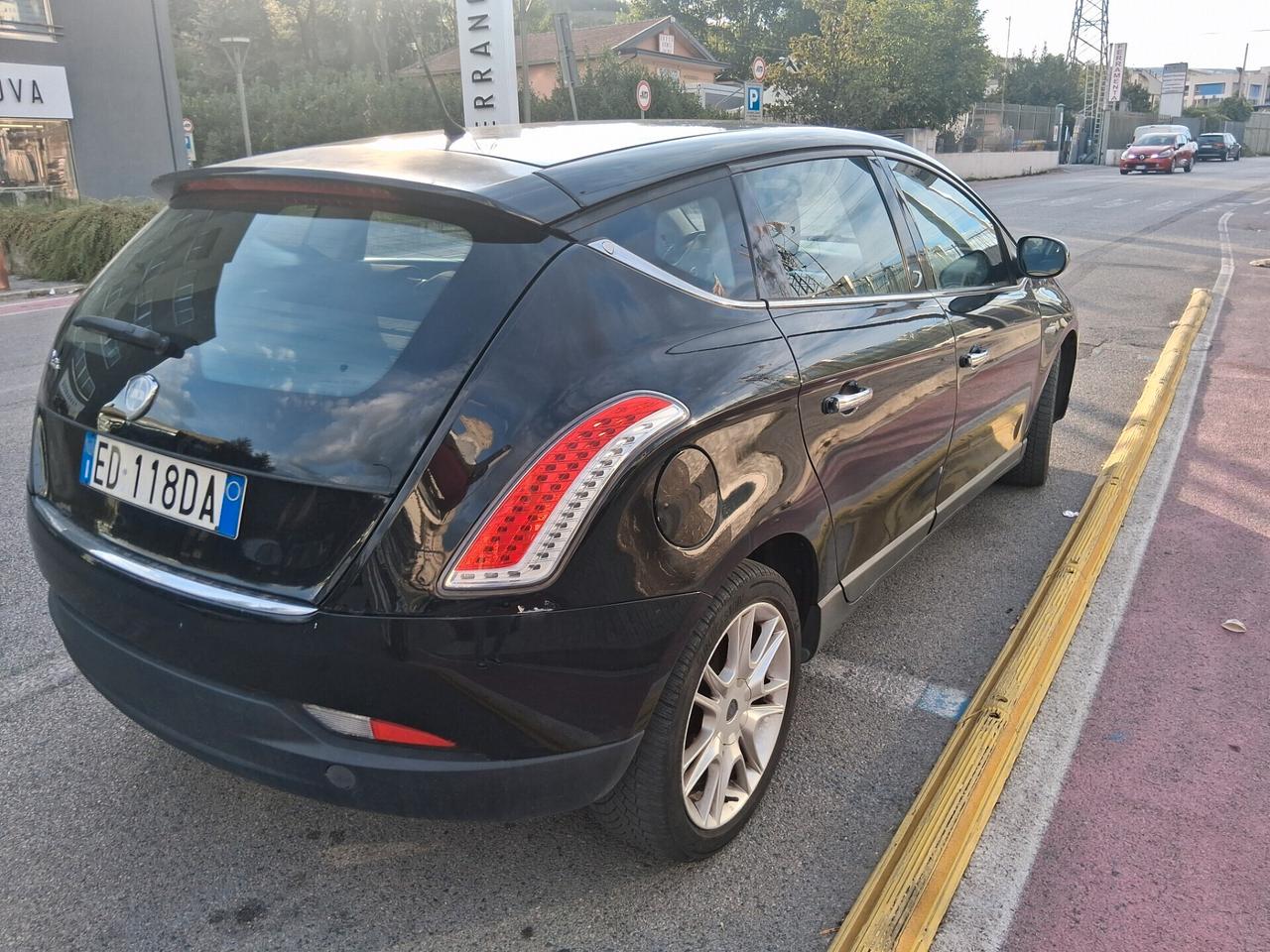 Lancia Delta 1.6 MJT DPF Selectronic Argento