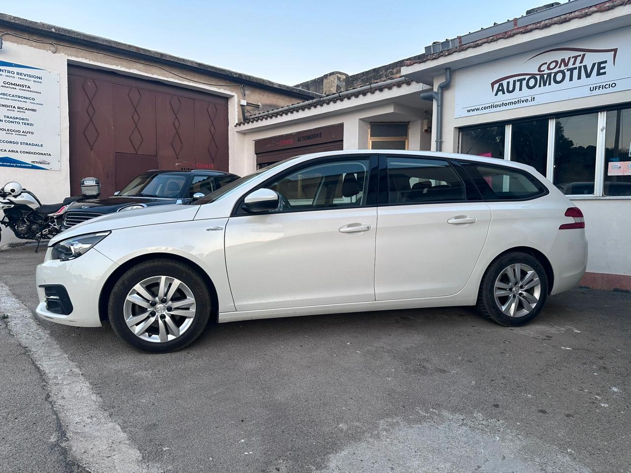 Peugeot 308 BlueHDi 100 S&S SW Active