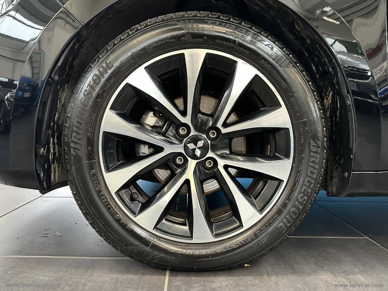 MITSUBISHI Colt 1.0L turbo 90 CV Invite