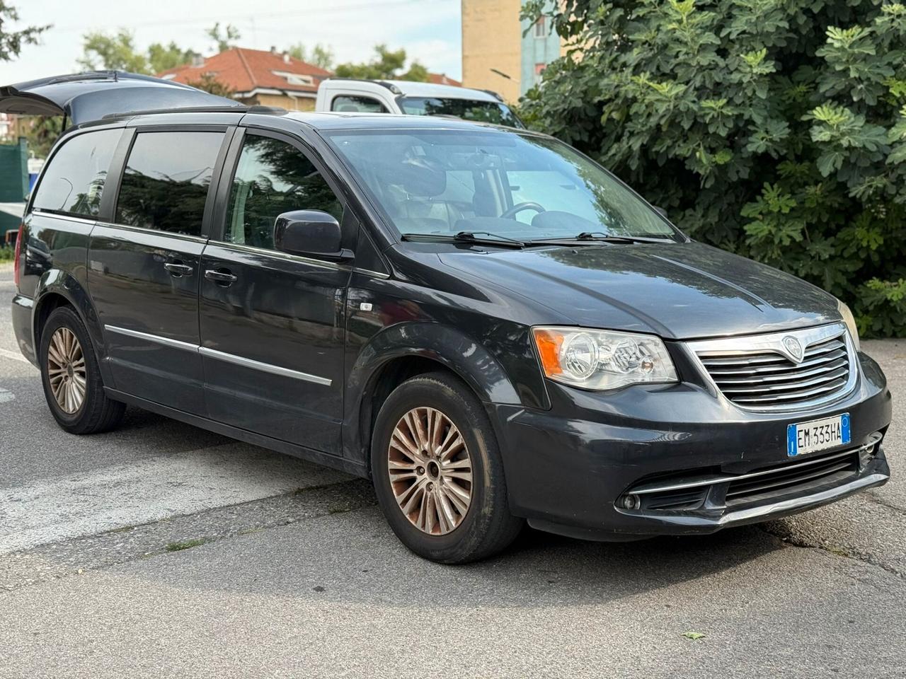 Lancia Voyager 2.8 Turbodiesel Platinum 163 CV
