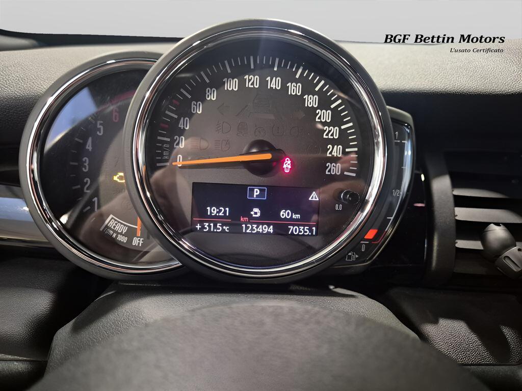Mini Cooper D 1.5 TwinPower Turbo Cooper D Boost DCT