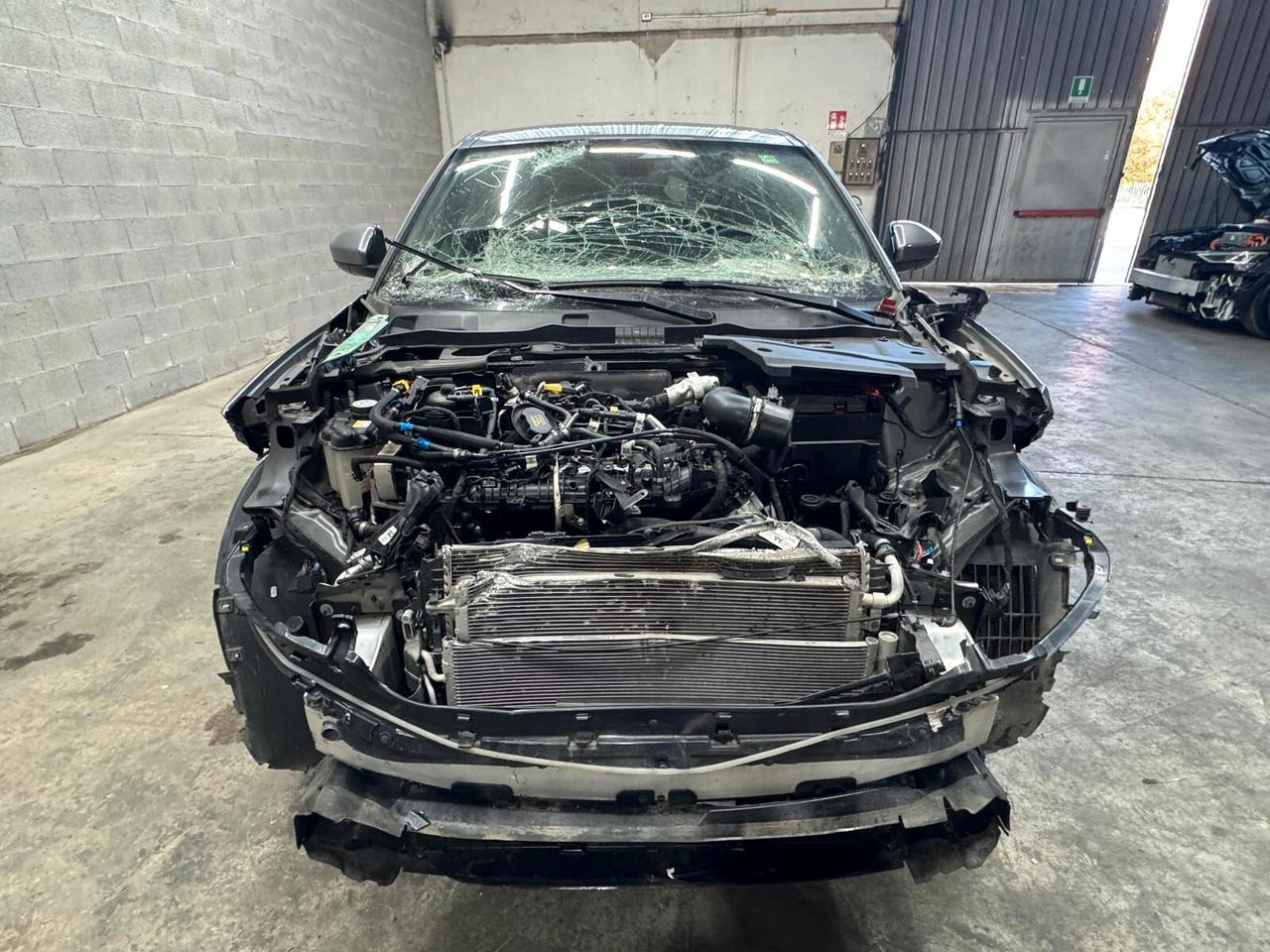 Jaguar E-Pace 2.0d i4 mhev R-Dynamic awd 163cv auto INCIDENTATA