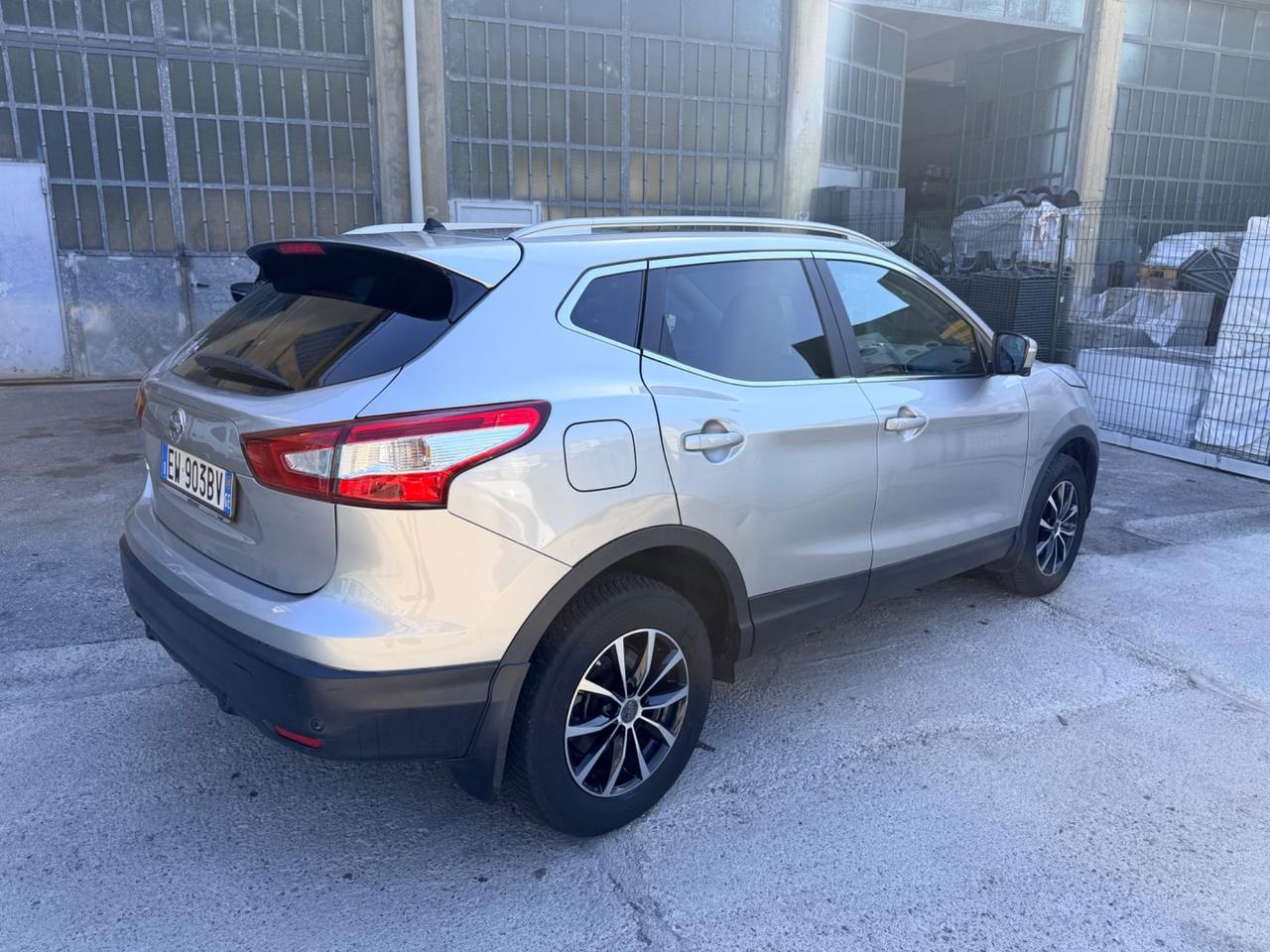 Nissan Qashqai 1.6 dCi 4WD Tekna