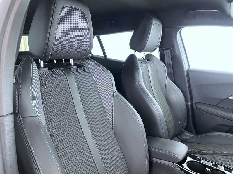 Peugeot 2008 2008 PureTech 130 S&S GT