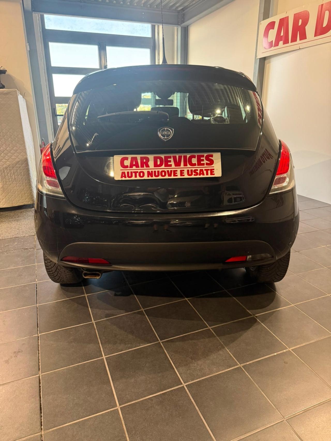 Lancia Ypsilon 1.2 -GPL -NEOPATENTATI -UNICO PROPRIETARIO